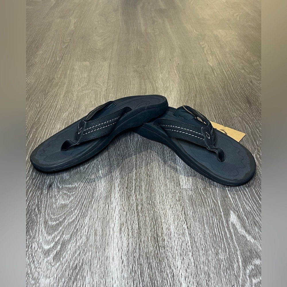 OluKai Men’s Ohana Flip Flop Thong Sandal Black/Dark Shadow US Size 13 - Picture 2 of 7